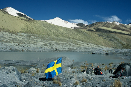 The Swedish flag in our base camp in Apolobamba.