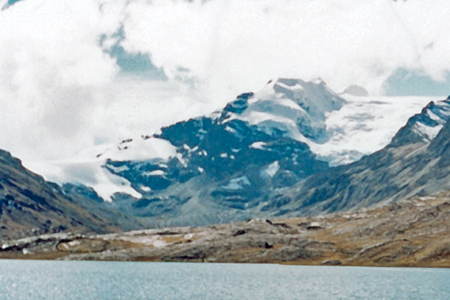Nevado Jacha Huaracha (5540m), the highest unclimbed peak in the area.